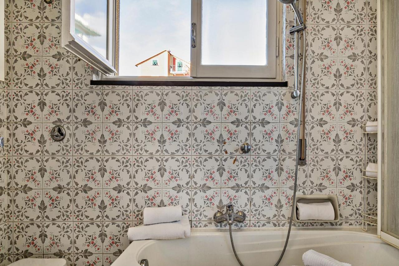 Homey Seaview Apartment By Wonderful Italy Genoa Exterior photo